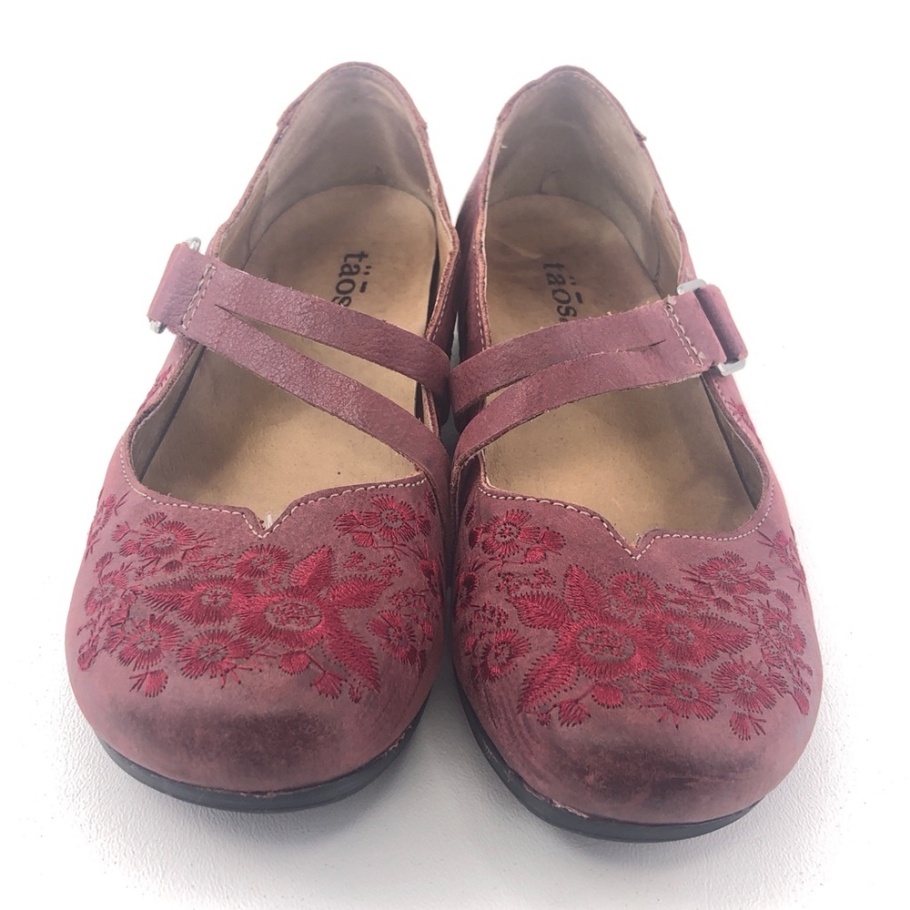 Taos Wish Embroidered Red Leather Mary Janes 6.5 - Picture 4 of 11